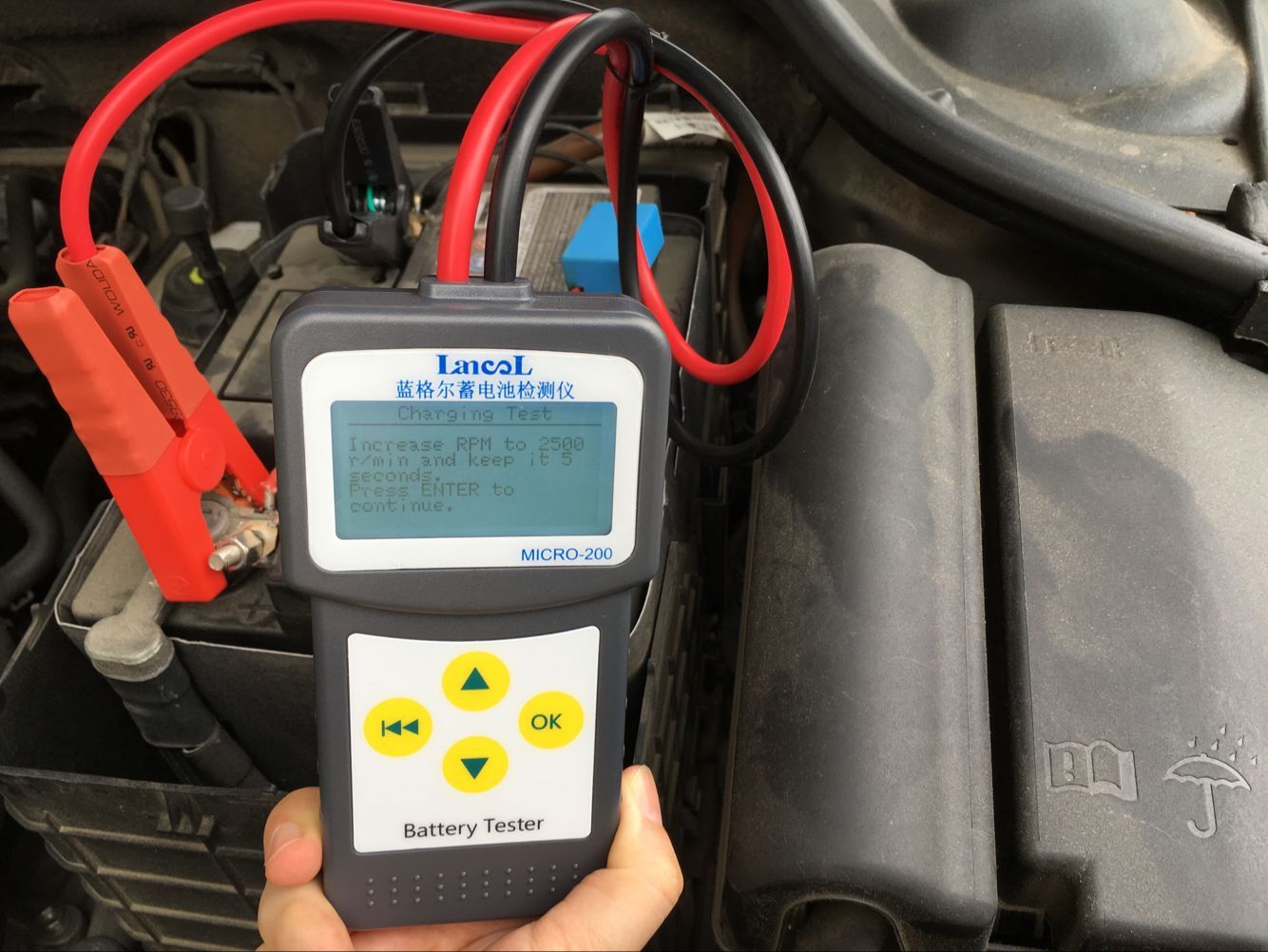 Auto Moto Auto Testeur de batterie Testeur de batterie Micro-200 Pro Voiture  Décharge de charge numérique Testeur de batterie noir Testeur de batterie  électronique Instrument de mesure électronique