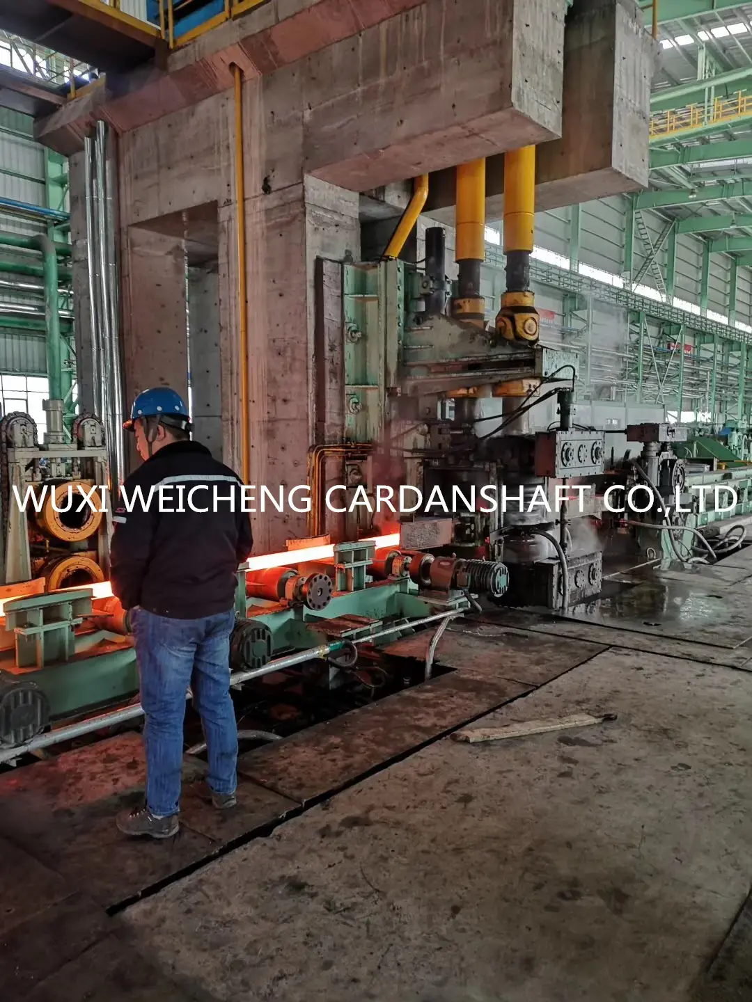 WEICHENG CARDANSHAFT engineers provide technical support to master technical data