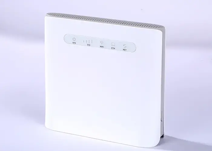 CE120 Cat 4 4G LTE CPE Router