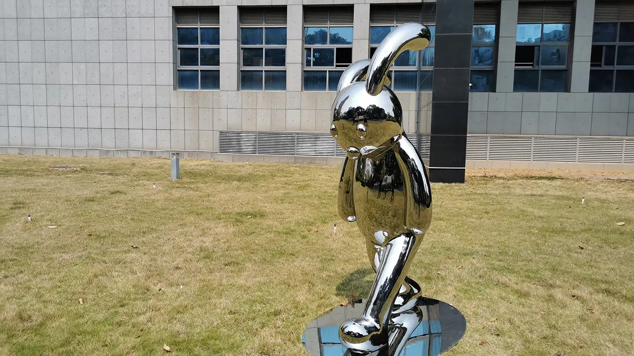 Modern Large Metal Rabbit Sculpture Park Decor (10)