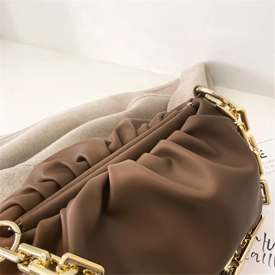 High-Quality-Soft-Leather-Cloud-Acrylic-Chain-Shoulder-Bags-for-Women-2022-Single-Shoulder-Bag-Purse29