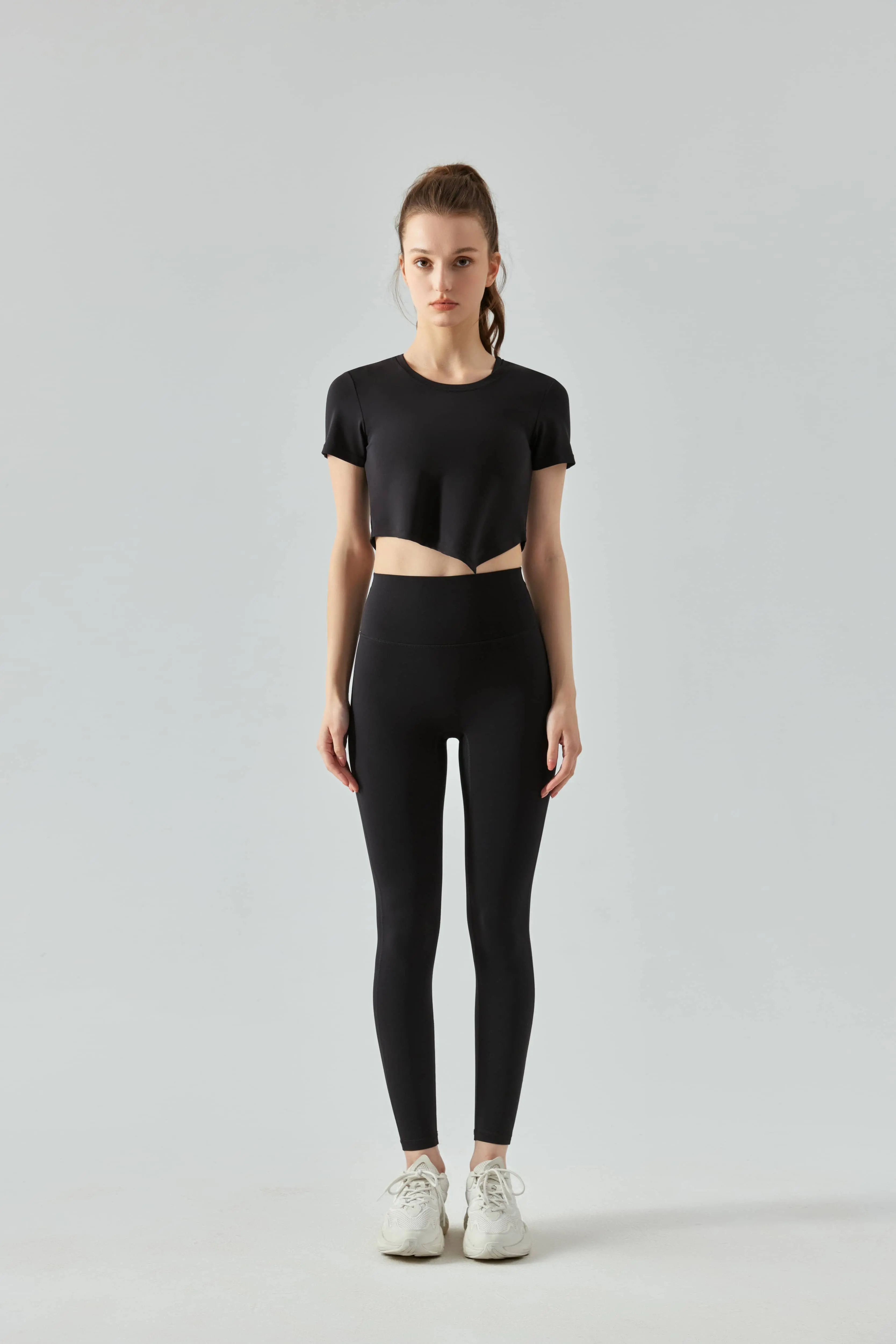 BARE ACTIVEWEAR BARE CROPPED TEE
